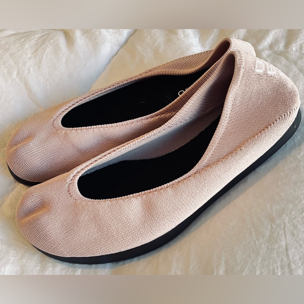 Oesh Pink Ballerina Flats Women’s Size 9.5